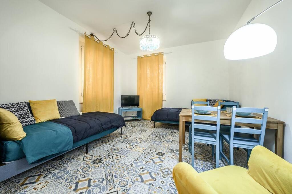 Apartmán Le Finestre Sul Borgo 2 Parma Exteriér fotografie