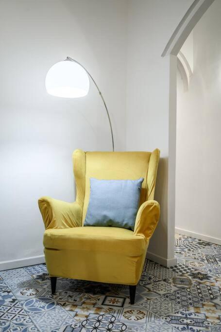 Apartmán Le Finestre Sul Borgo 2 Parma Exteriér fotografie